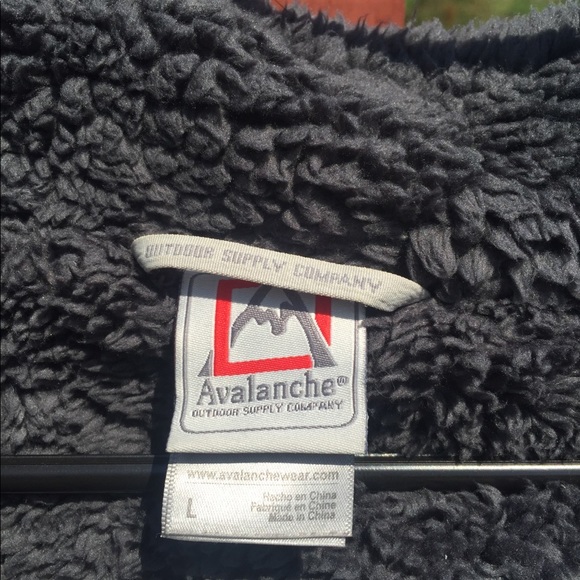SOLD Avalanche Sherpa Lined Insulated Style Jacket - Picture 5 of 6